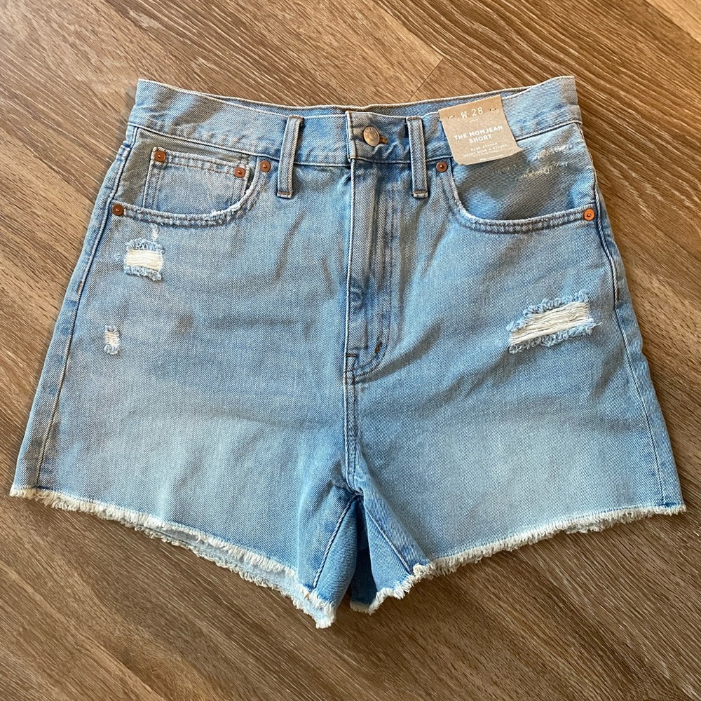 NWT Madewell mom jean shorts size 28